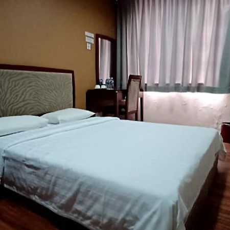Hotel Sadong88 Kota Kinabalu Ngoại thất bức ảnh
