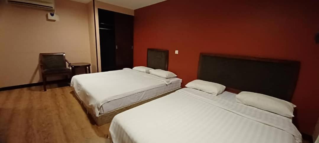 Hotel Sadong88 Kota Kinabalu Ngoại thất bức ảnh