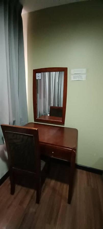 Hotel Sadong88 Kota Kinabalu Ngoại thất bức ảnh