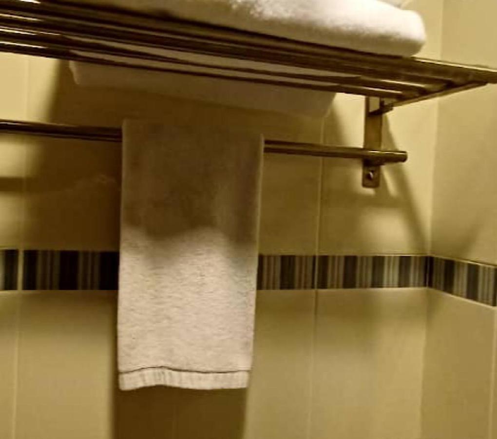 Hotel Sadong88 Kota Kinabalu Ngoại thất bức ảnh