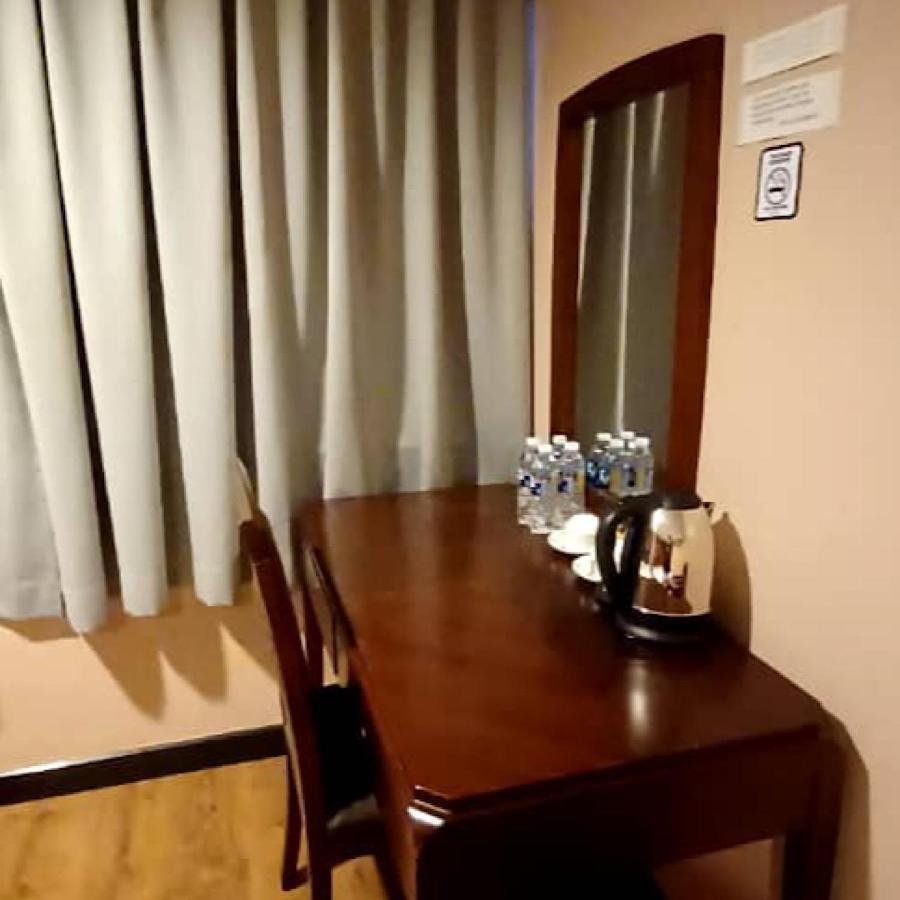 Hotel Sadong88 Kota Kinabalu Ngoại thất bức ảnh