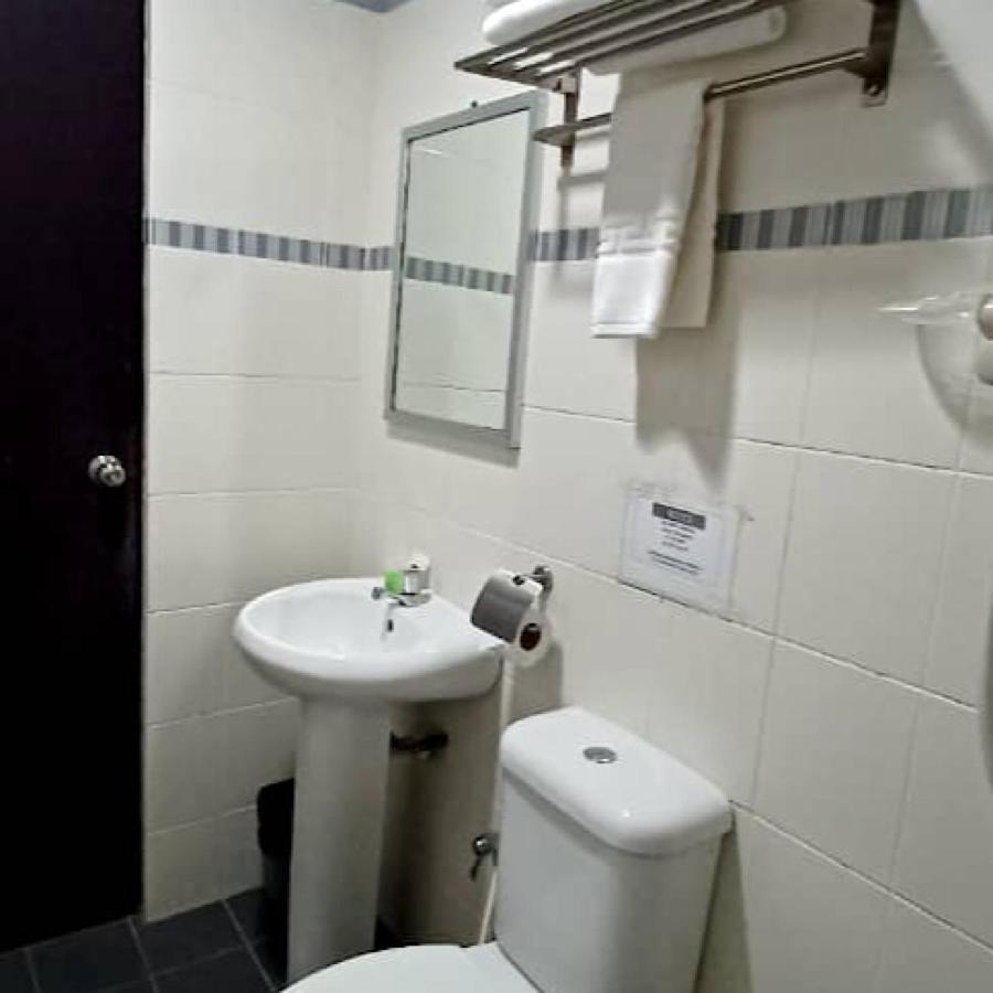 Hotel Sadong88 Kota Kinabalu Ngoại thất bức ảnh
