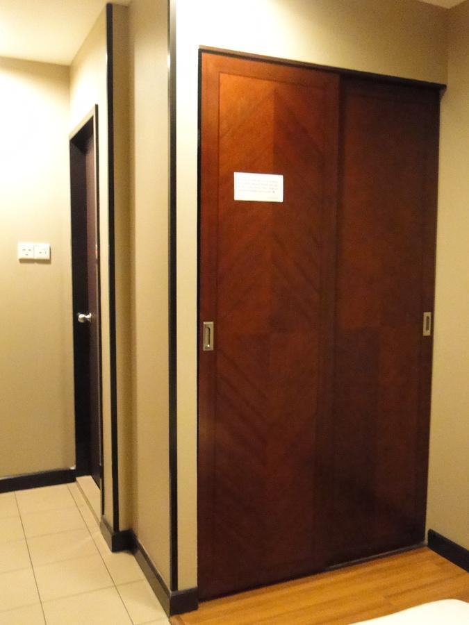 Hotel Sadong88 Kota Kinabalu Ngoại thất bức ảnh