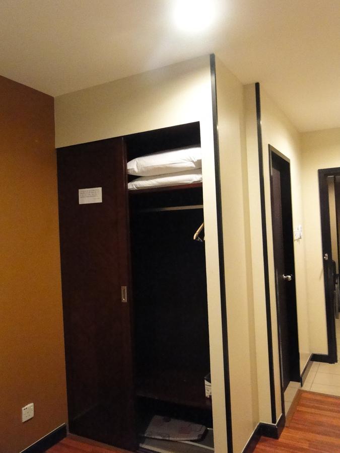 Hotel Sadong88 Kota Kinabalu Ngoại thất bức ảnh