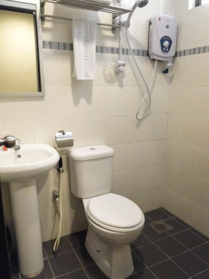 Hotel Sadong88 Kota Kinabalu Ngoại thất bức ảnh