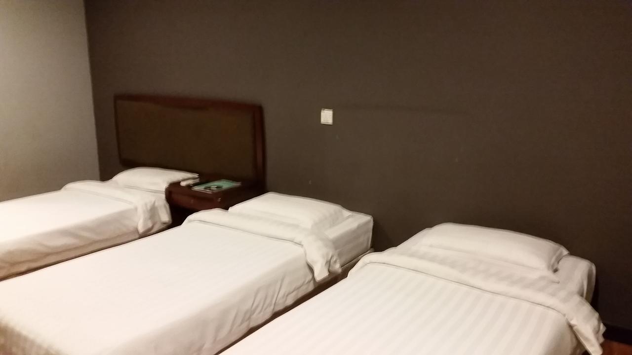 Hotel Sadong88 Kota Kinabalu Ngoại thất bức ảnh